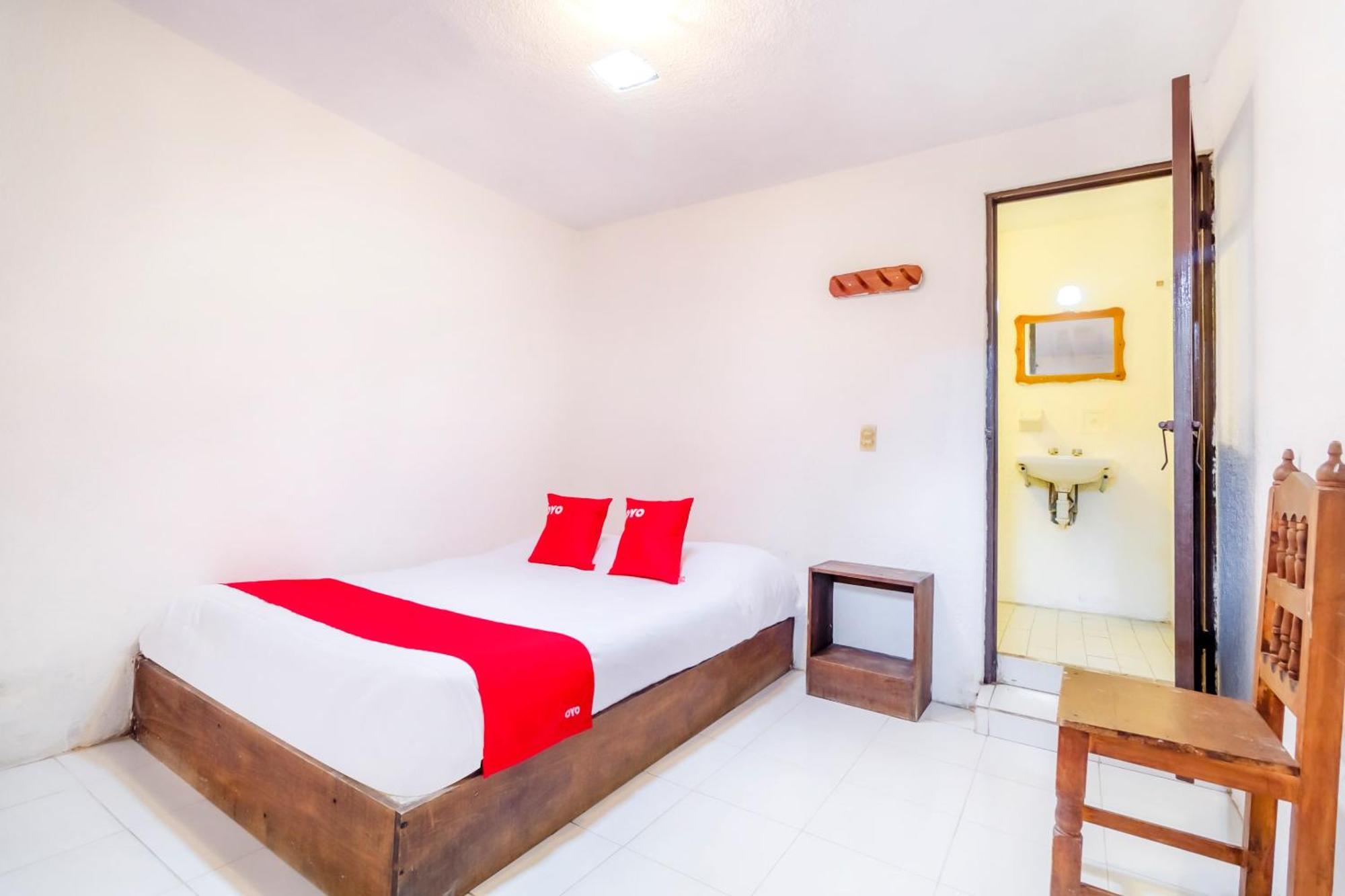 Oyo Hotel La Luna, Templo De Santo Domingo De Guzman San Cristóbal de Las Casas Eksteriør bilde